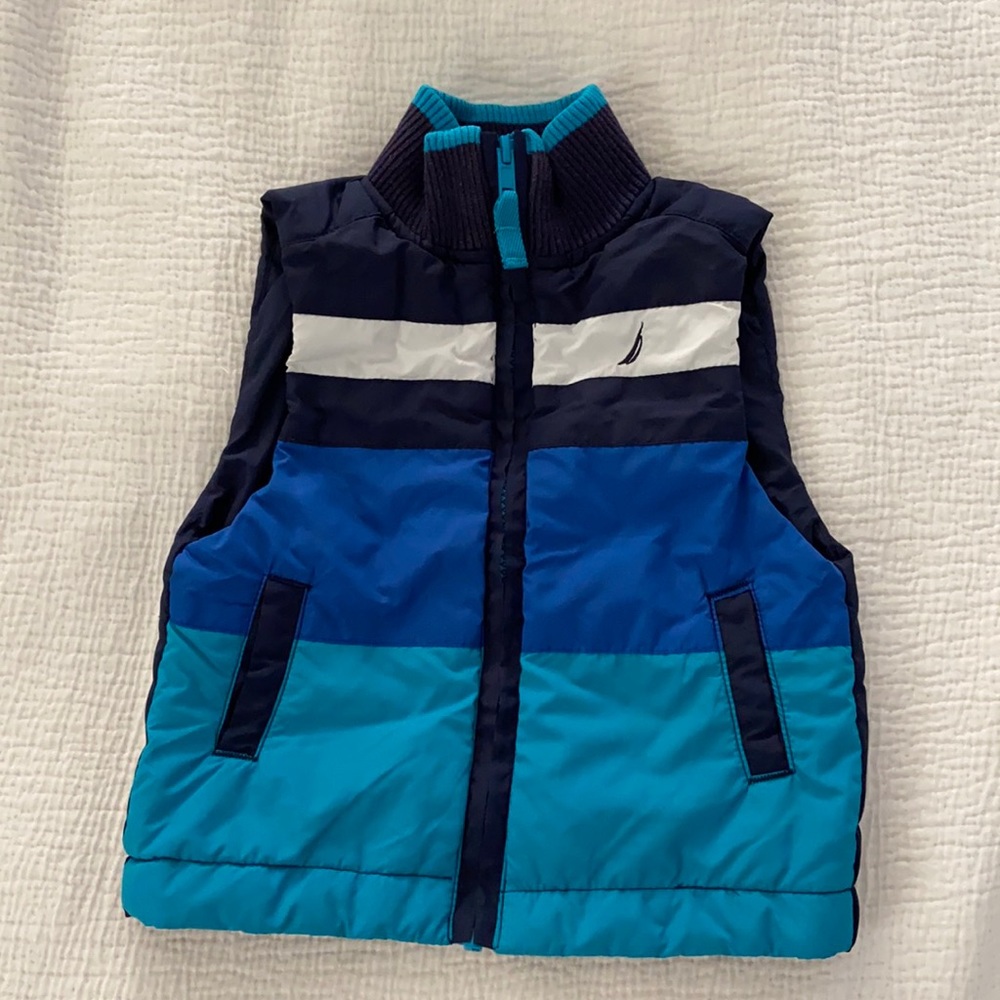 Kid’s Nautica lightweight puffer vest